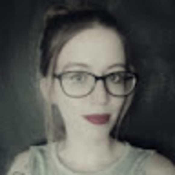 Meet your Posher, Randi - Picture 1 of 1